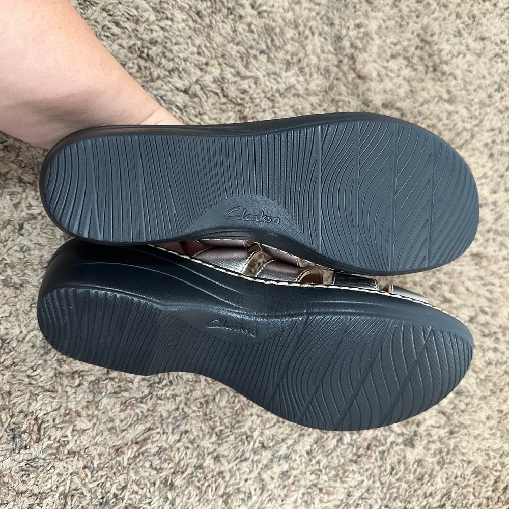 Clarks Collection Leisa Janna Metallic Pewter Leather Slide Sandals Womens 9 M - Picture 7 of 7